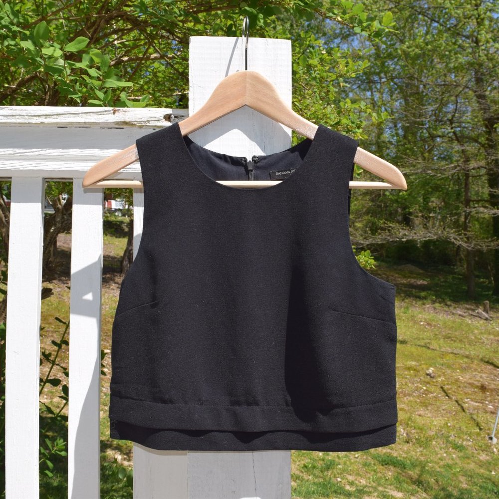 Banana Republic Black Crop Top